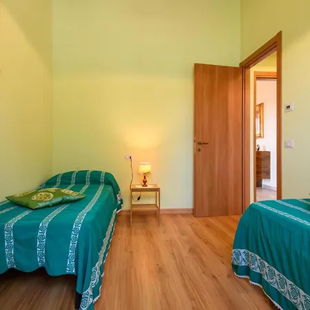 3 Bedroom Lovely In Hébergement de vacances *